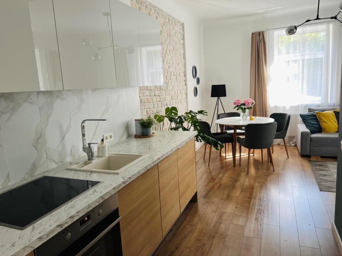 The Right Coast Apartment With Free Private Parking Рига Экстерьер фото