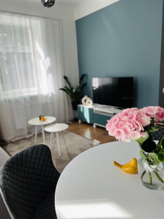 The Right Coast Apartment With Free Private Parking Рига Экстерьер фото