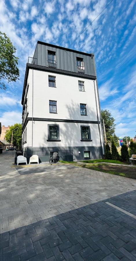 The Right Coast Apartment With Free Private Parking Рига Экстерьер фото